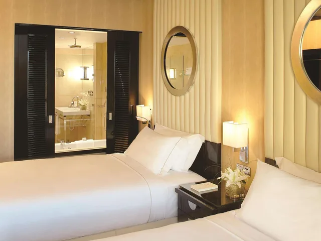 Deluxe, King Bed, Partial River View, Fairmont Nile City Hotel 1/10