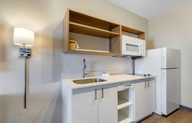 استوديو بسرير كينج، Extended Stay America Premier Suites - Denver International Airport 5/5