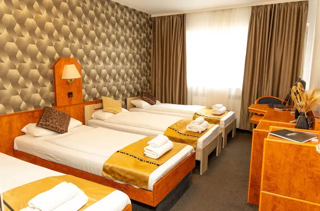 غرفة أساسية رباعية بأربعة أسرّة، Hotel Rossija 2/6