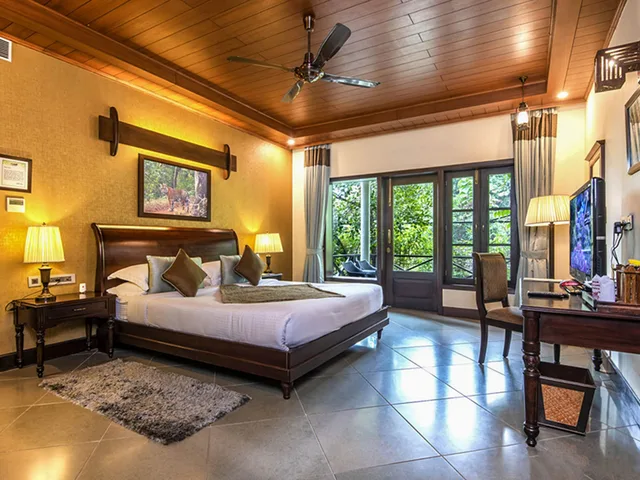 جناح عائلي بسريرين كينج مع أريكة، Aahana Resort and Spa- Jim Corbett 4/9