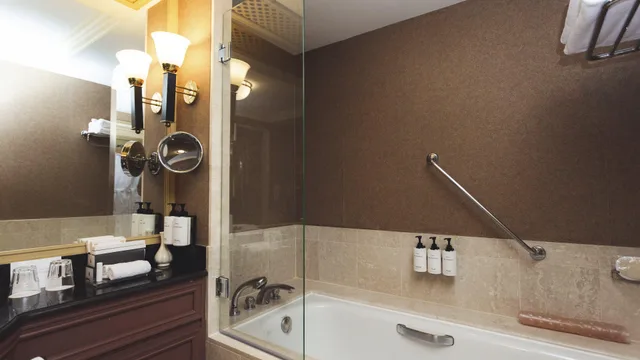 جناح غراند، Intercontinental Almaty 9/9