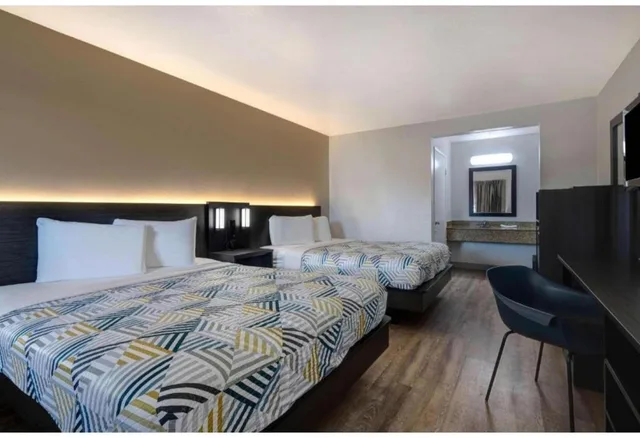 غرفة بسريرين كوين للمدخنين، Motel6 Buttonwillow, CA - Central 1/7