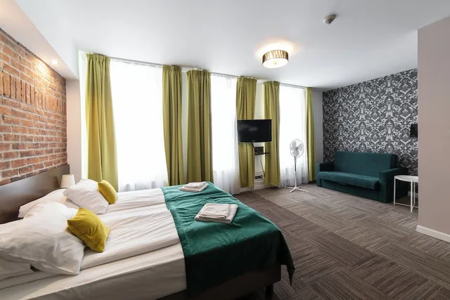 غرفة كومفورت ثلاثية بسريرين منفصلين مع أريكة، Hotel Artus 1/10