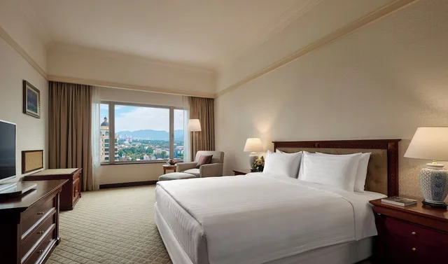 Superior Cityview King, Gurney Bay Hotel, A Parkroyal Hotel 6/10