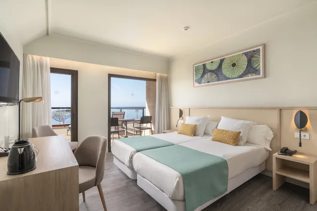 غرفة بسرير مزدوج بشرفة، AluaSoul Palma Hotel - Adults only 6/10