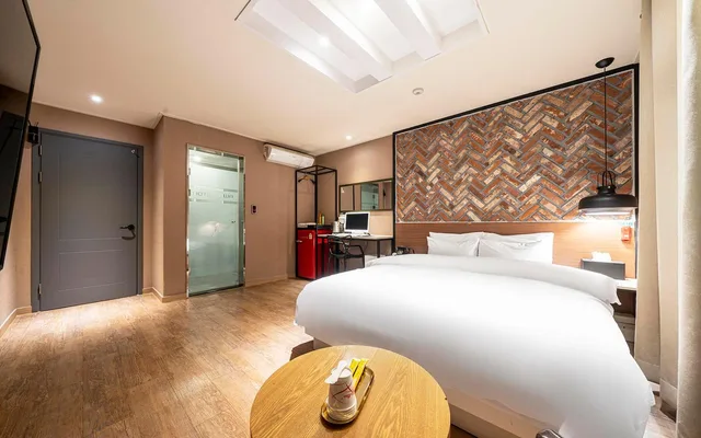 غرفة قياسية بسرير كوين، Suwon Herb Hotel 2/2