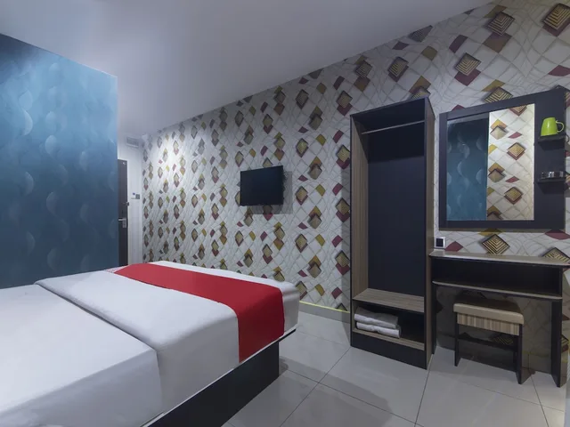 Deluxe, Double Bed, Super OYO Capital O 804 Hotel Pinji 2/4