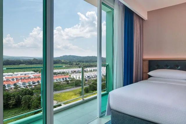 غرفة بريميوم بسريرين مزدوجين بشرفة، Four Points By Sheraton Desaru 2/4
