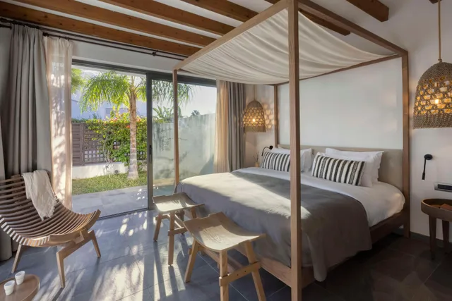 جناح بسرير كينج بمسبح خاص، Aulus Lindos Rhodes Resort, Curio Collection by Hilton 5/6