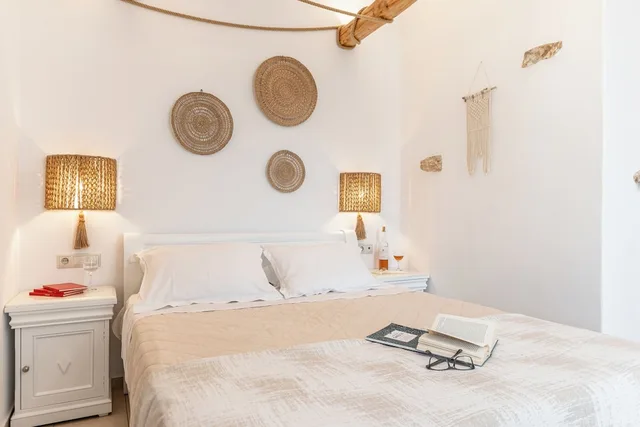 Comfort, Apartment, Queen Bed, Garden and Sea View, Glaronissi Beach 4/10