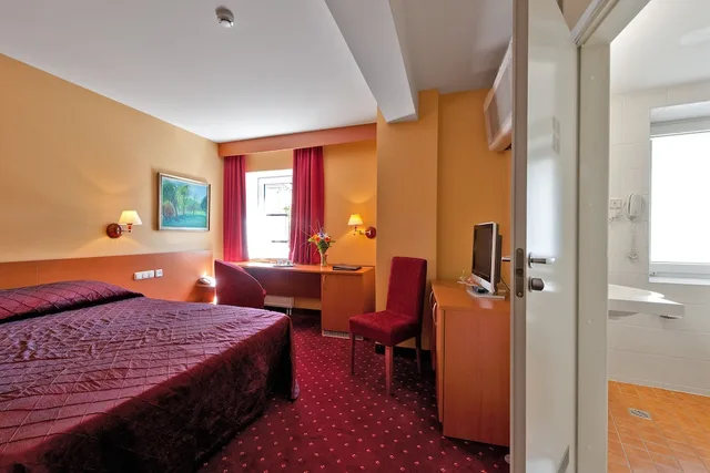 غرفة بزنس بسرير مزدوج أو سريرين منفصلين، Art City Inn 2/4