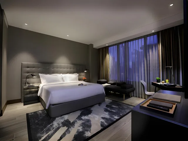 جناح بغرفتي نوم، Makati Diamond Residences 1/1