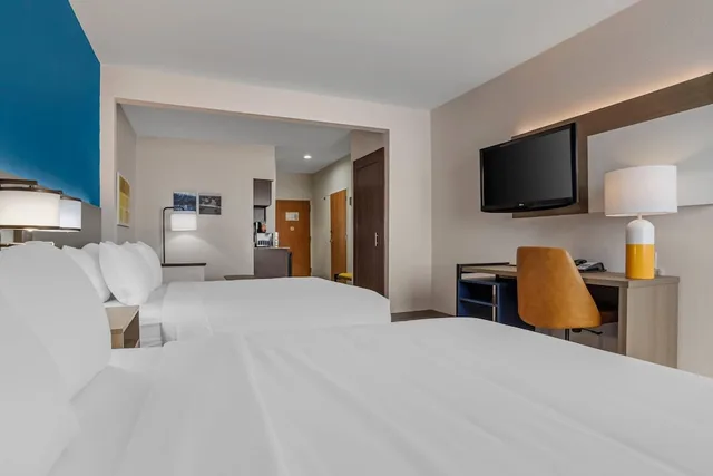 جناح بسريرين كوين، Comfort Suites Hattiesburg near University 2/4