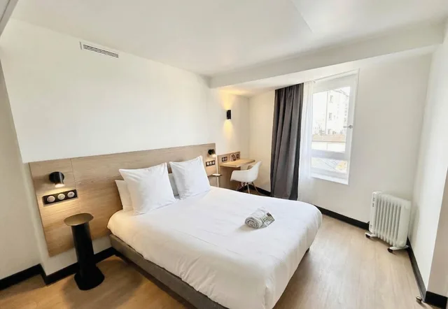 غرفة قياسية بسرير مزدوج لذوي الإعاقة، B&B Hotel Orleans Centre Foch 2/7