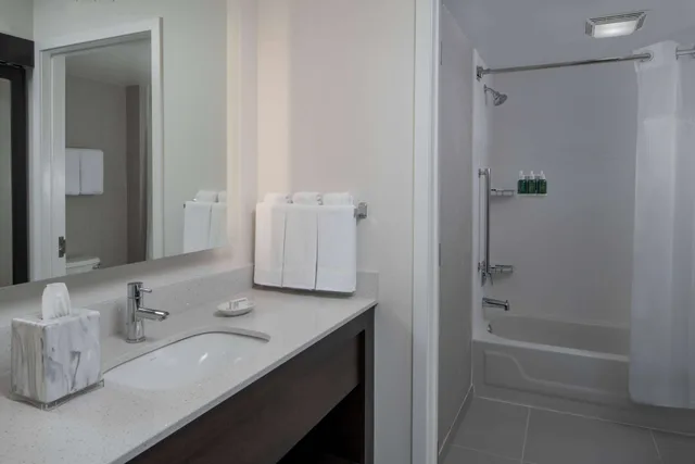 جناح بسريرين كوين، Sonesta Es Suites Fairfax Fair Lakes 3/3