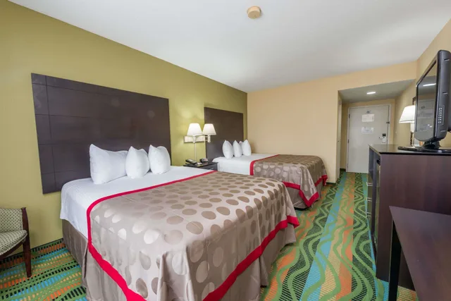 غرفة بسريرين مزدوجين، Ramada By Wyndham Vandalia 7/10