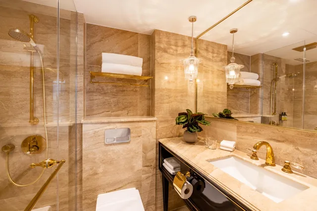 جناح جونيور بسرير كوين، Leonardo Hotel London Aldgate - Formerly Hotel Saint 3/4