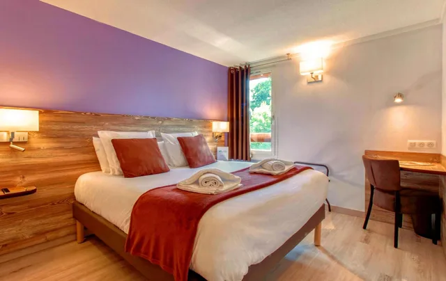 غرفة بسرير مزدوج، Brit Hotel Confort Pau Lons 4/8