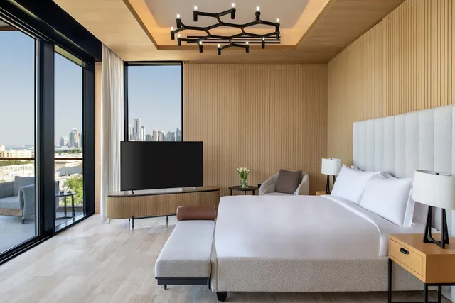 فيلا ملكية بسرير كينج بـ3 غرف نوم، Katara Hills Doha, LXR Hotels & Resorts 5/10