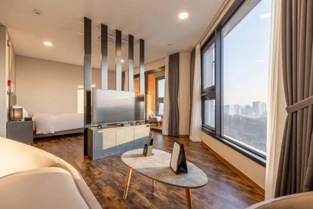غرفة عائلية بسريرين كوين، Urbanest Hotel 2/2