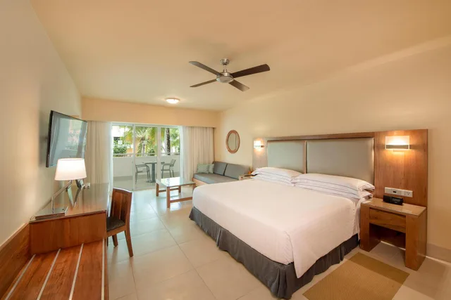 غرفة سوبيريور بإطلالة على البحر، Occidental Punta Cana 2/6