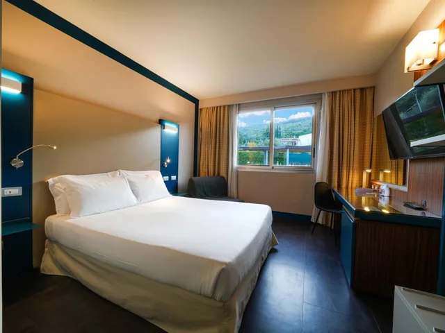 غرفة سوبيريور ثلاثية مع أريكة، La Meridiana Bleisure Hotel 6/10