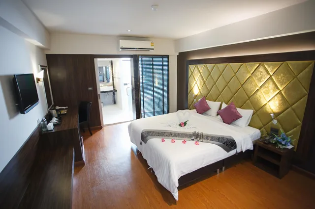 غرفة تنفيذية بسرير كوين، Grand Pink Hotel Hat Yai 1/1