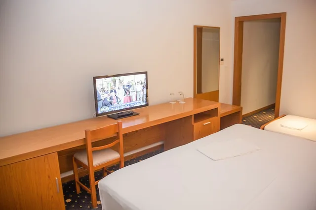 Room, Triple, Queen Bed, Sea View, Sofa, Balcony, Agimi And S Hotel 9/10