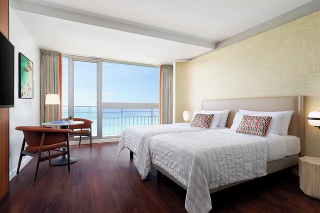 غرفة ديلوكس بسريرين منفصلين بإطلالة على المدينة، LE MERIDIEN NICE 2/5
