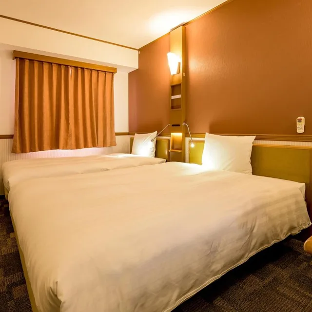 غرفة عائلية بسريرين منفصلين، Toyoko Inn Takasakieki Nishiguchi No 2 4/10