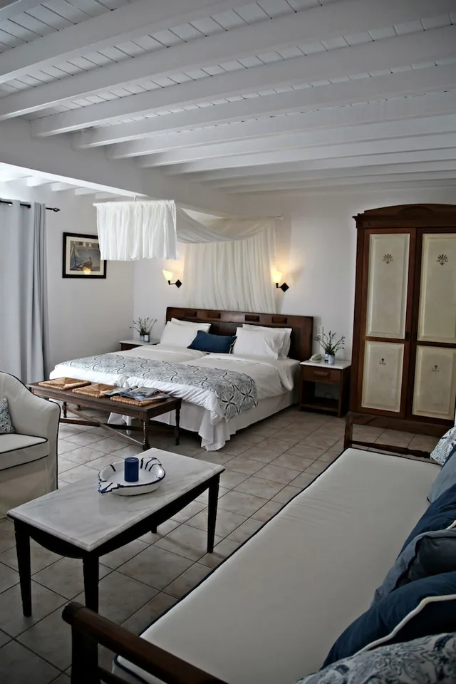 غرفة سوبيريور بسريرين منفصلين، Pelican Bay Art Hotel 4/7