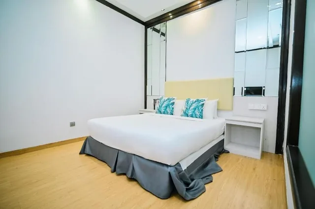 غرفة قياسية بسرير كوين، Kingston Hotel 5 @ Chow Kit 1/4