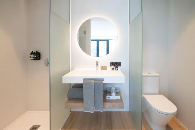 لوفت، INNSiDE by Meliá Tenerife Santa Cruz 8/9