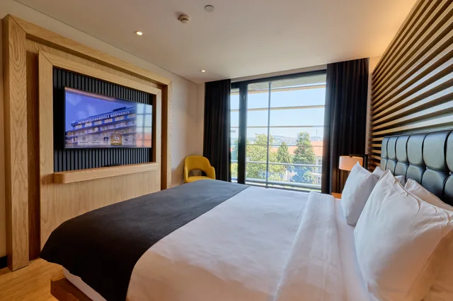 French, Deluxe, Sea View، METROPOLITAN HOTELS BOSPHORUS 2/17