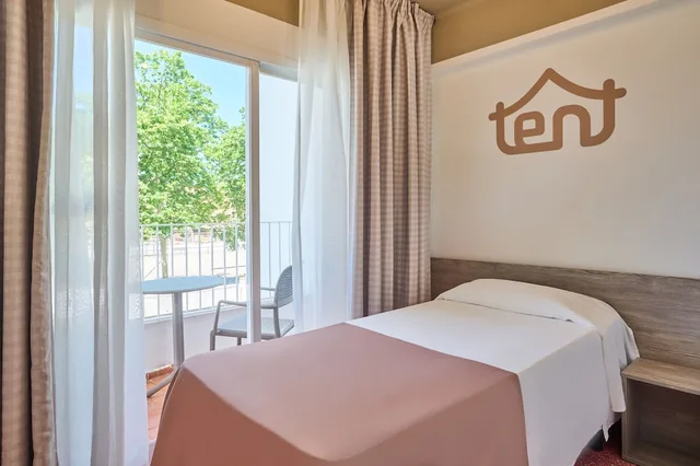 Standard, Single, Single Bed, Balcony, Tent Playa de Palma 5/9