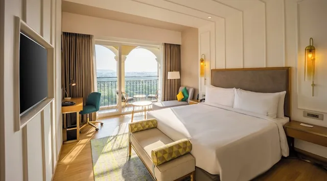 غرفة قياسية بسرير كينج لذوي الإعاقة، Holiday Inn Goa Candolim 2/10