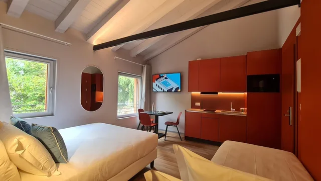 شقة بسريرين كوين بغرفة نوم واحدة في الملحق، Venice Michelangelo Hotel 1/10