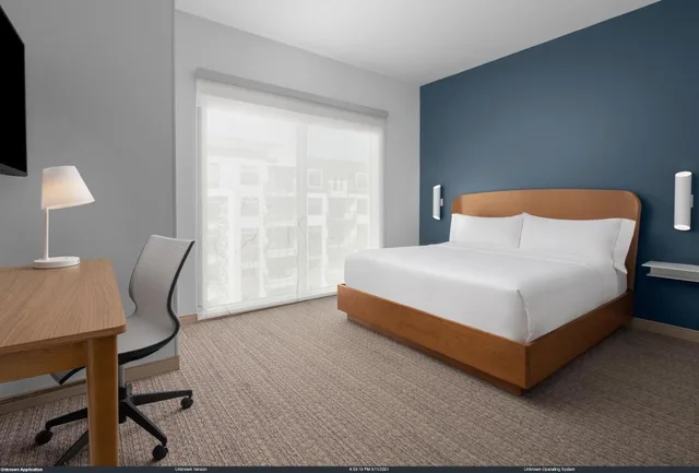 غرفة بسرير كينج، Element by Westin Calgary Downtown 11/16