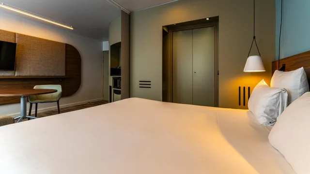 Superior, Suite, King Bed, King and Twin Beds, Sofa, Novotel Suites Reims Centre 4/9