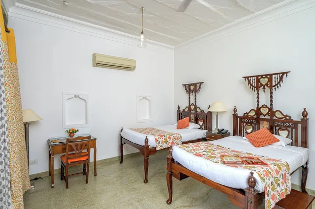 Heritage, World, Twin Beds، Neemrana's - Deo Bagh 10/10