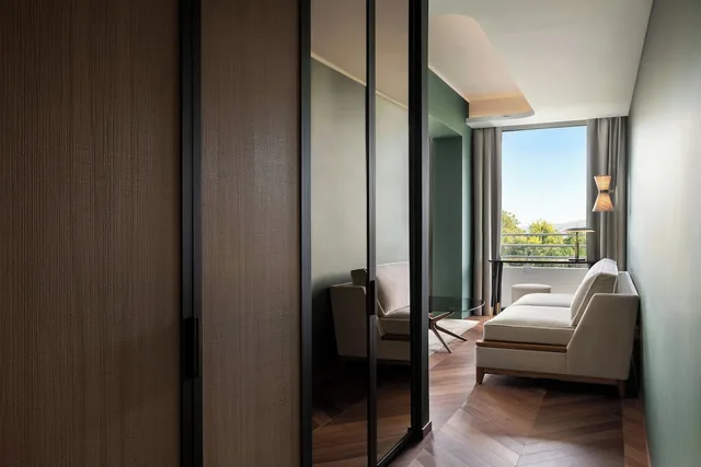 1 Bedroom, Junior Suite, Sheraton Lake Como Hotel 2/4