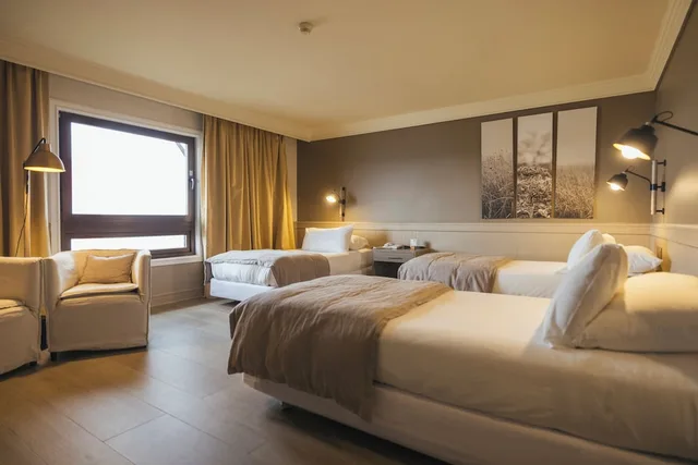 غرفة سوبيريور ثلاثية بثلاثة أسرّة بإطلالة على البحر، HOTEL COSTAUSTRALIS 4/10
