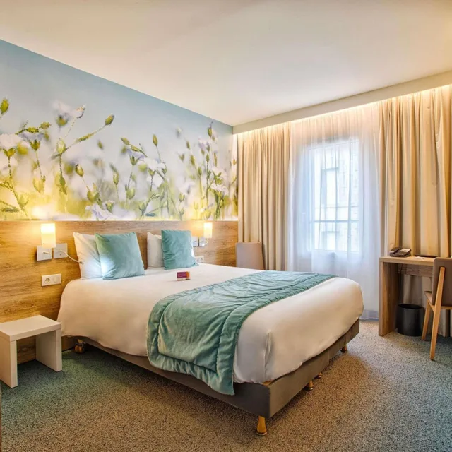 Room, Queen Bed, Accessible, Mercure Trouville Sur Mer 1/3