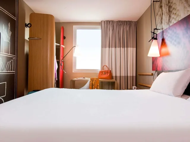 غرفة كومفورت بسرير مزدوج مع أريكة، Ibis Paris Porte De Clichy Centre 1/4