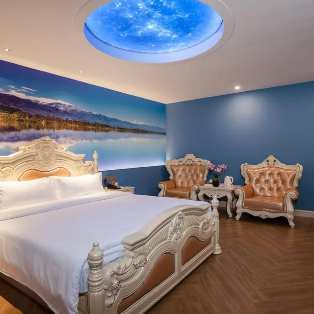 Superior, Queen Bed, No Window, Nan Yang Royal Hotel 1/6