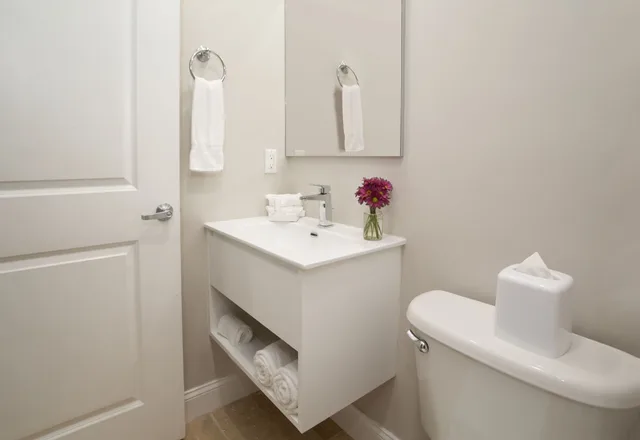 جناح ديلوكس بسرير كينج، Nuvo Suites Hotel - Miami / Doral 4/4