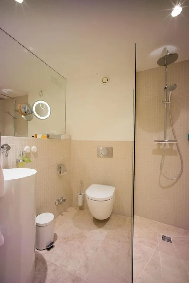 غرفة أساسية مفردة بسرير فردي، Hotel Gude 2/4