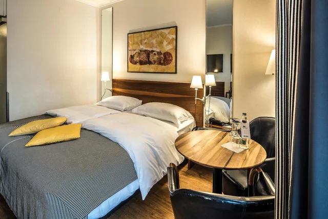 غرفة مفردة، Central Plaza Hotel 4/6
