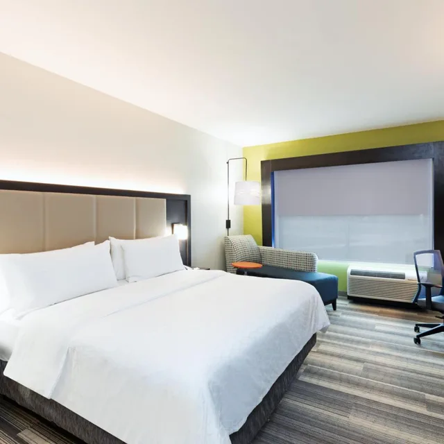 Specialty، Holiday Inn Express & Suites Purcell 1/3