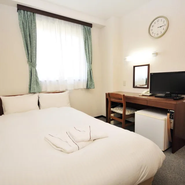غرفة بسرير نصف مزدوج للمدخنين، Hotel Green Line 1/4